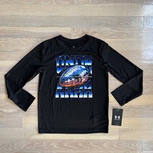 Boys black under armour football long sleeve shirt size 7 nwt
